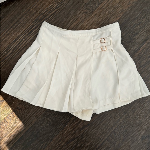Amanda Uprichard white Skirt skort with buckles size S - Picture 1 of 6